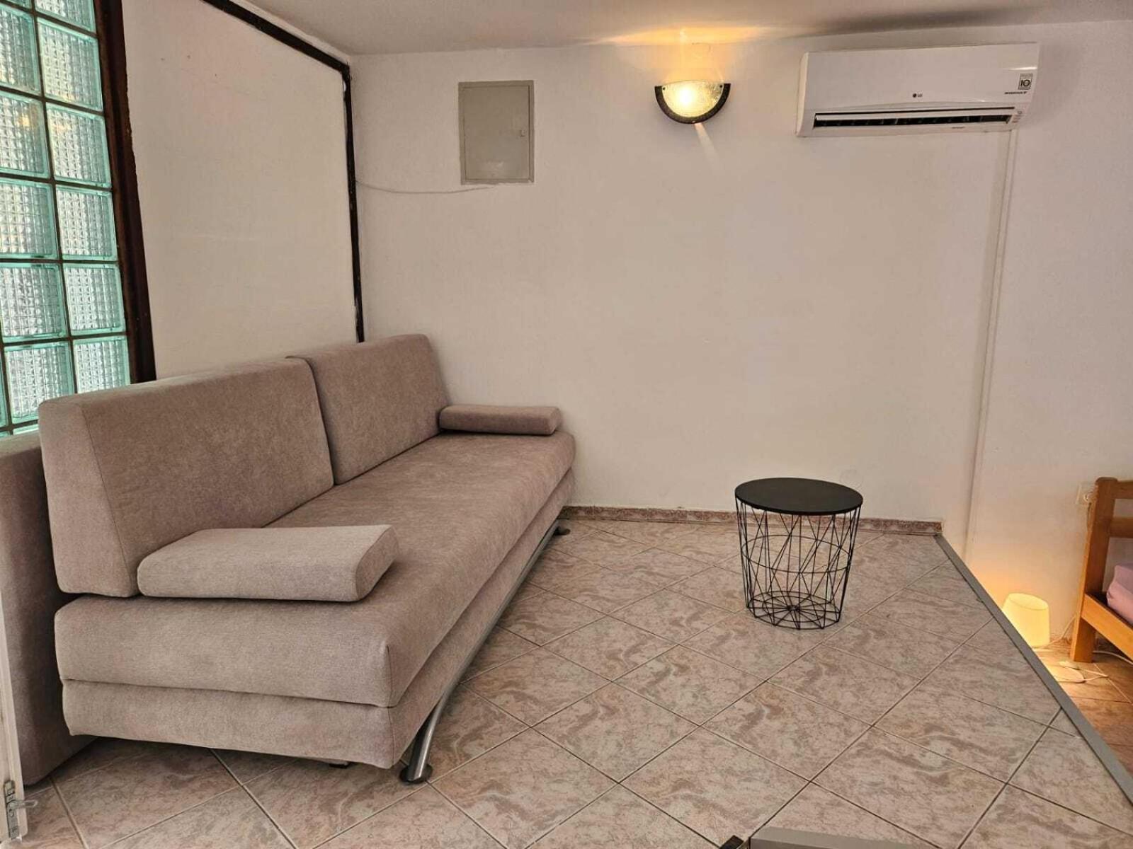 Hana Beach Apartment ノヴァリャ エクステリア 写真