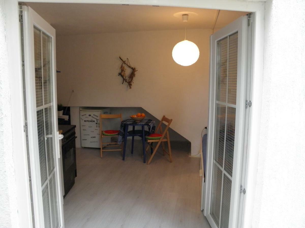 Hana Beach Apartment ノヴァリャ エクステリア 写真